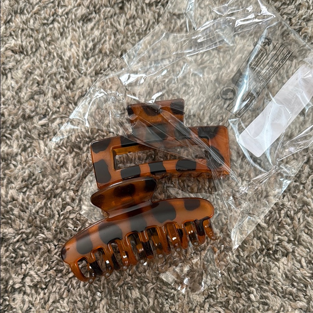 Tortoise Shell Hair Claw Clip
